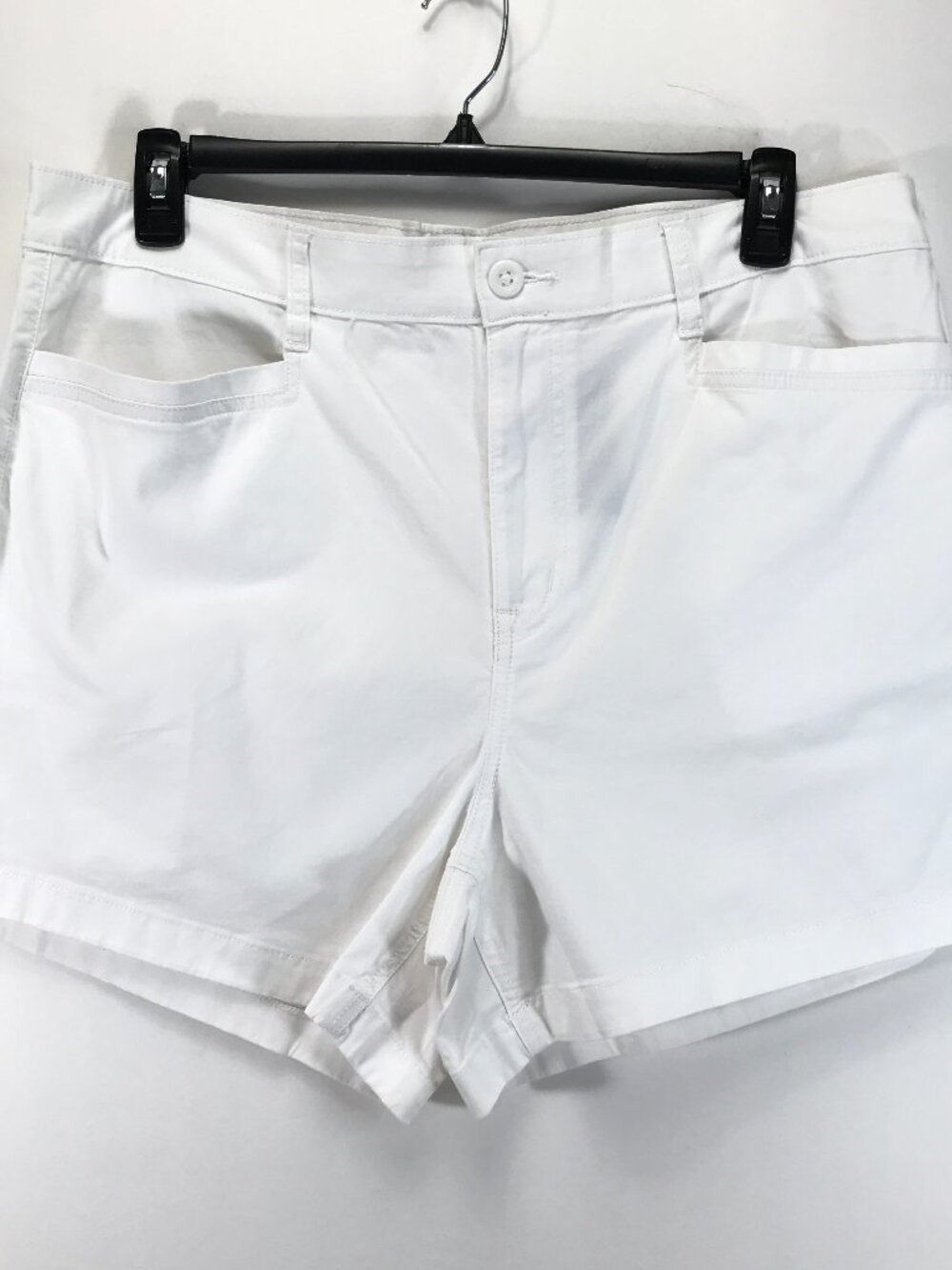NEW Torrid Belle Isle High Rise Chino Short Women's Plus Size 14 White Summer